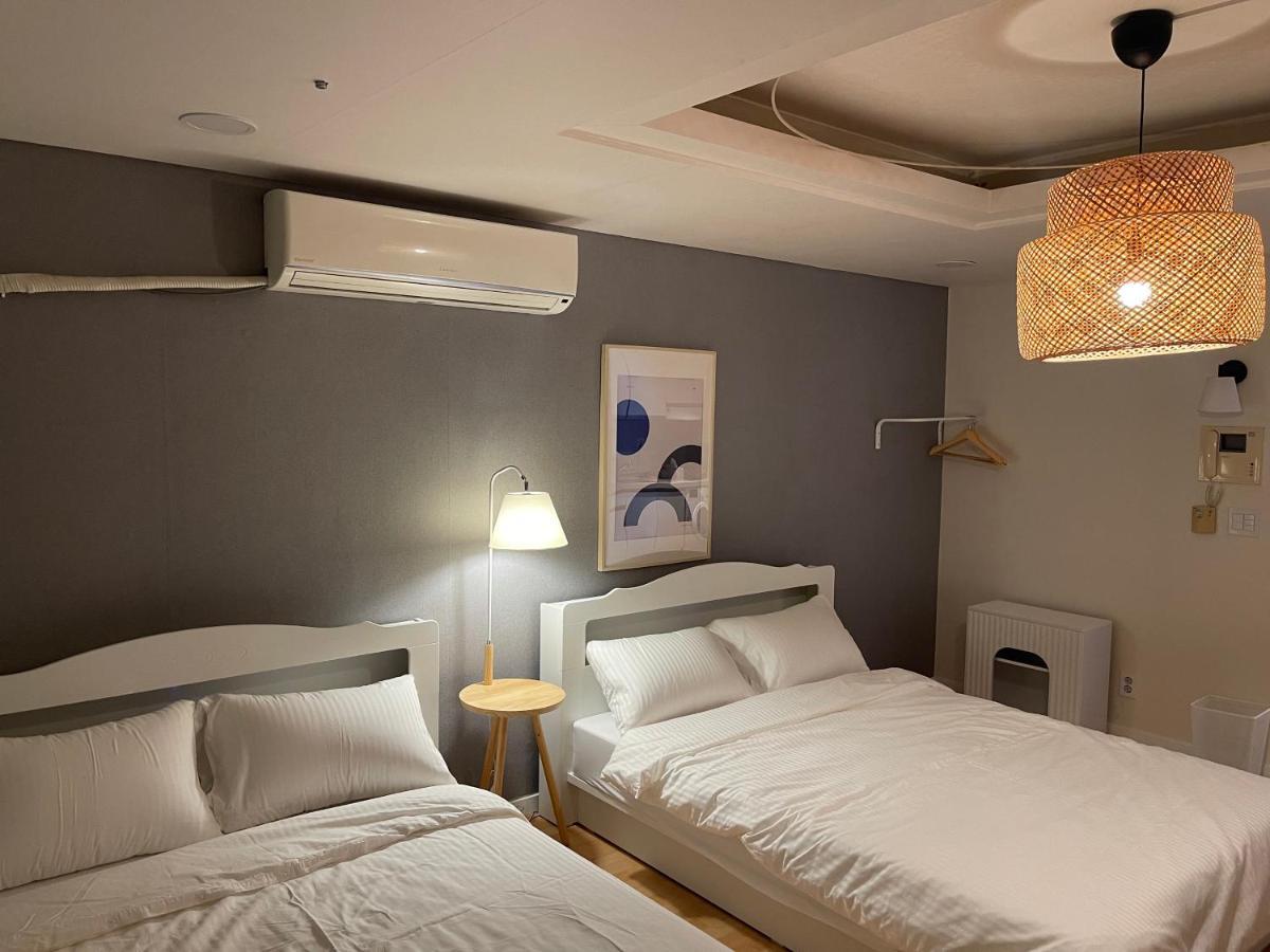 Winsome_Hongdae Apartment โซล ภายนอก รูปภาพ